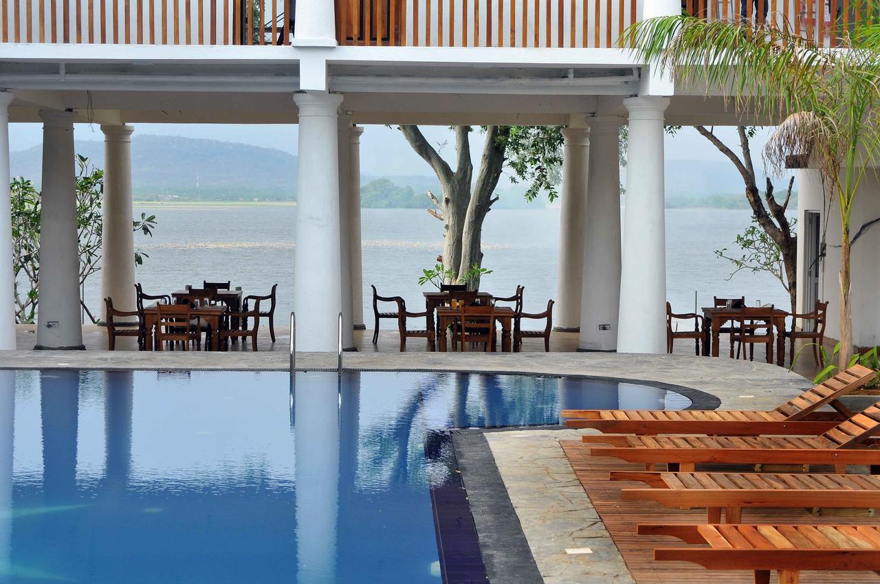 Yala Oga Reach Hotel 티사마하라마 외부 사진